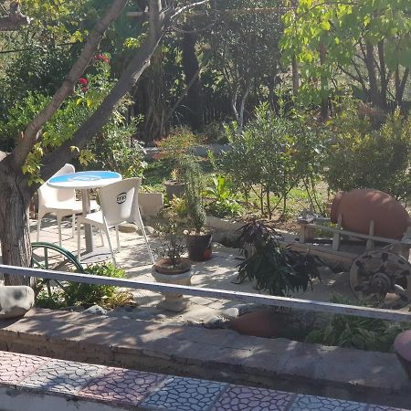 Amiran'S Lake Hotel Tbilisi Ngoại thất bức ảnh
