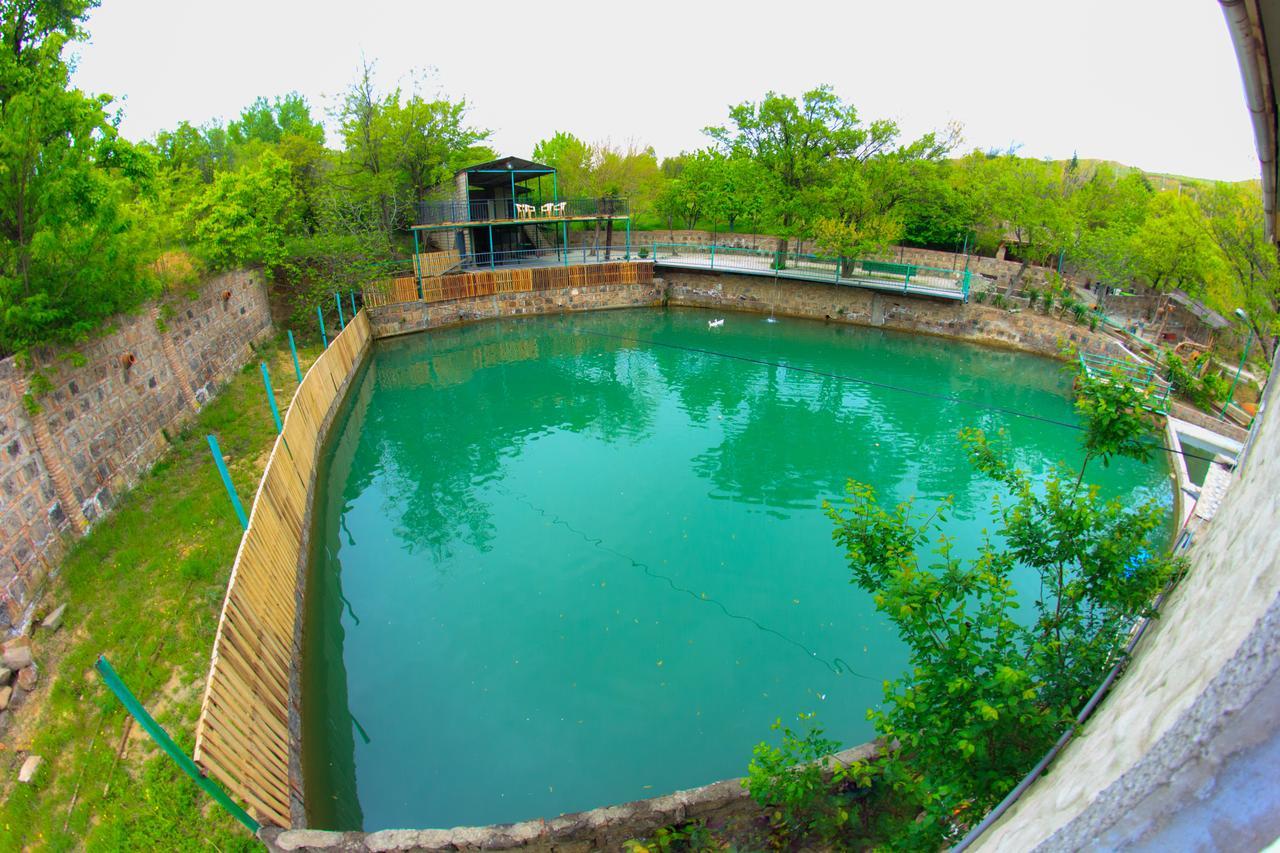 Amiran'S Lake Hotel Tbilisi Ngoại thất bức ảnh