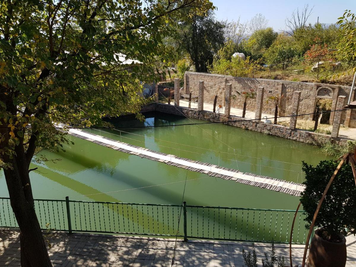 Amiran'S Lake Hotel Tbilisi Ngoại thất bức ảnh