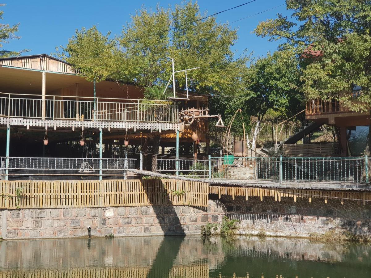 Amiran'S Lake Hotel Tbilisi Ngoại thất bức ảnh