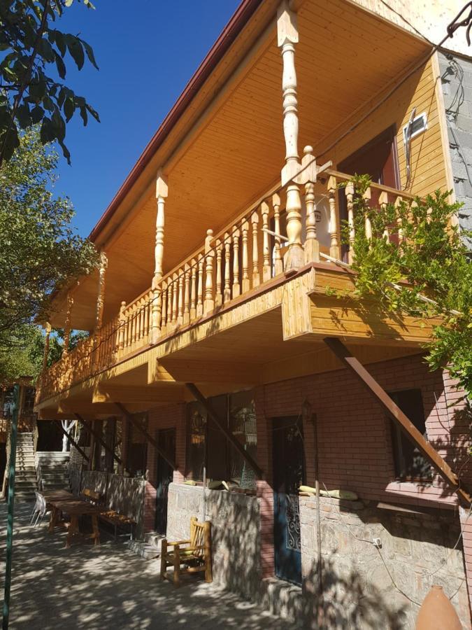 Amiran'S Lake Hotel Tbilisi Ngoại thất bức ảnh